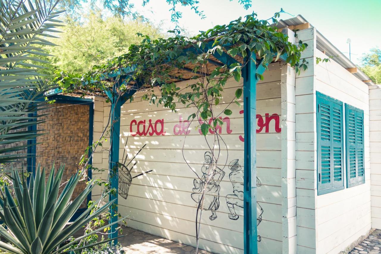 Porto Novo Casa Madeiraヴィラ エクステリア 写真