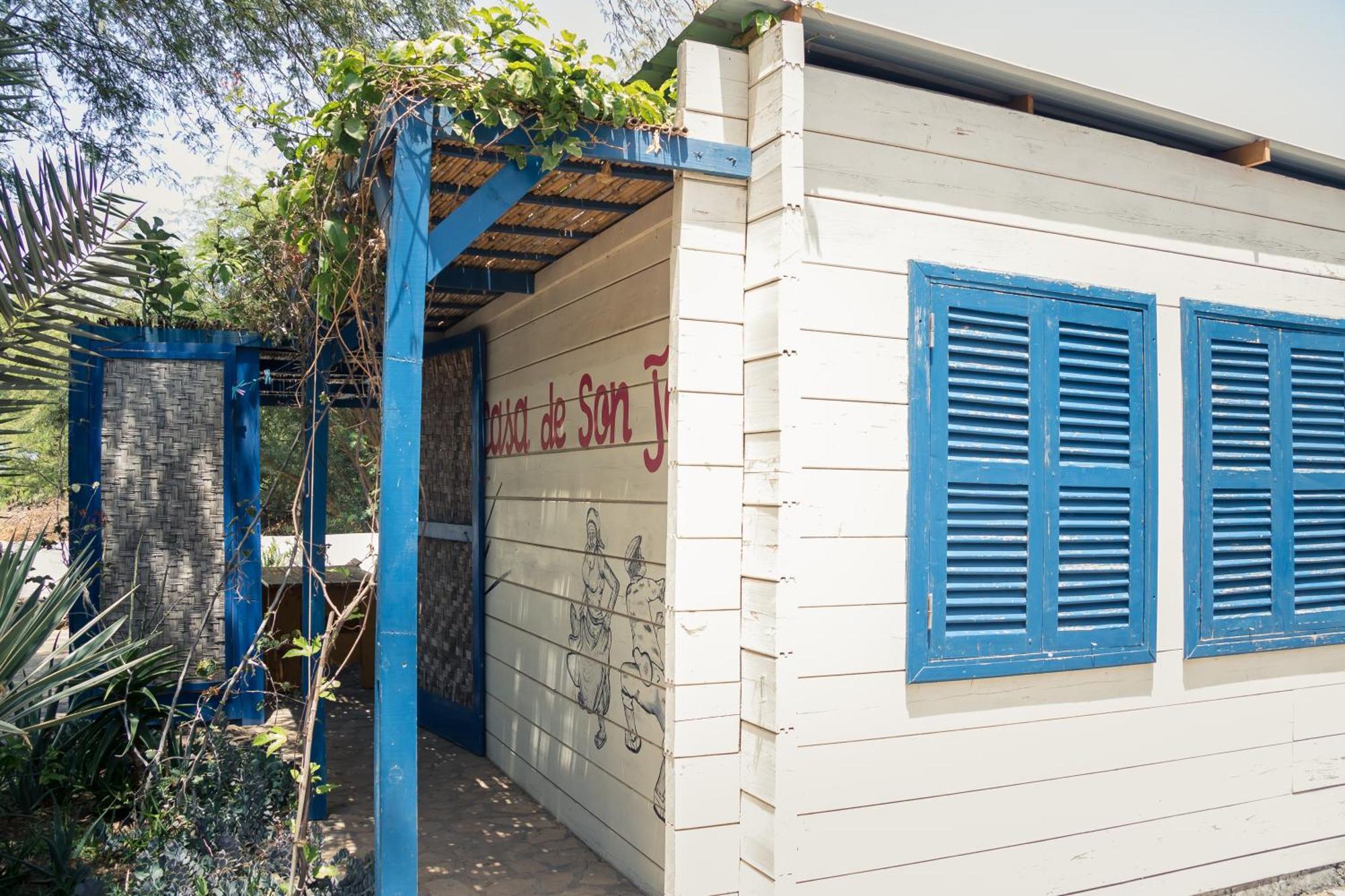 Porto Novo Casa Madeiraヴィラ エクステリア 写真